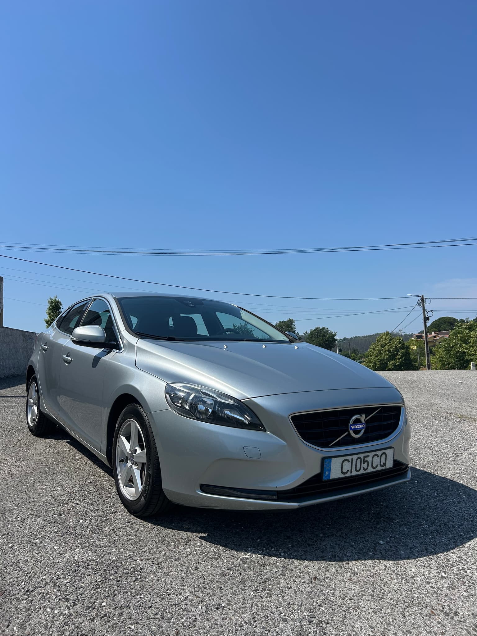 Volvo V40